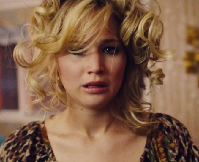 jennifer-lawrence-at-american-hustle-promotional-still_1