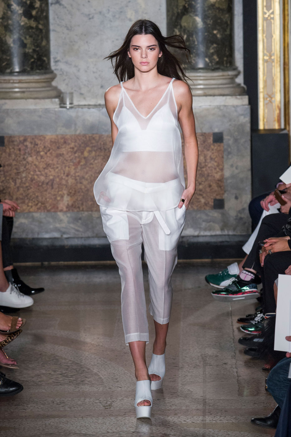 kendall jenner diet body skinny