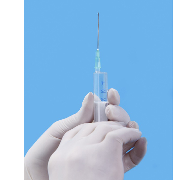 Kelly Ripa Admits She Had Bad Botox Couldn't Smile