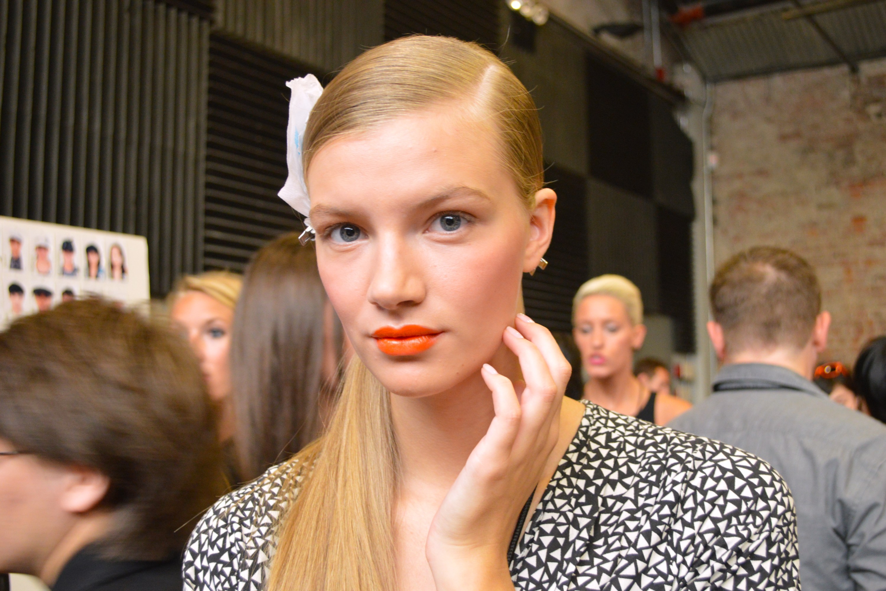 Adriana Lima for Maybelline New York, Back Together Again