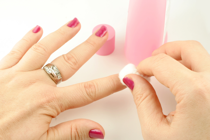 How to Remove Gel Nail Polish