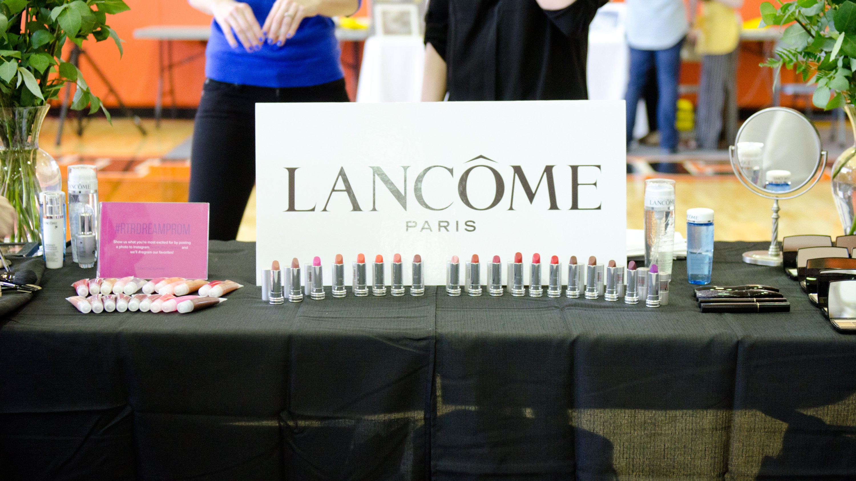 Lancome x Rent The Runway Event Proves the Smokey Eye is the Most Requested Prom Makeup Look