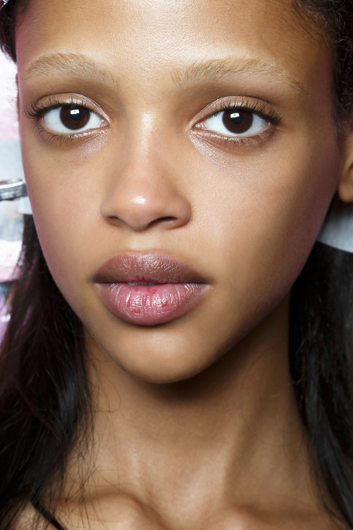 How to Create a Smokey Eye Makeup Look for Summer