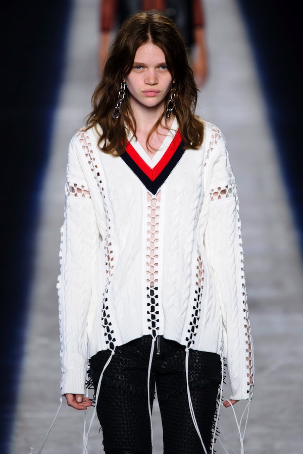 Stella Lucia brown hair