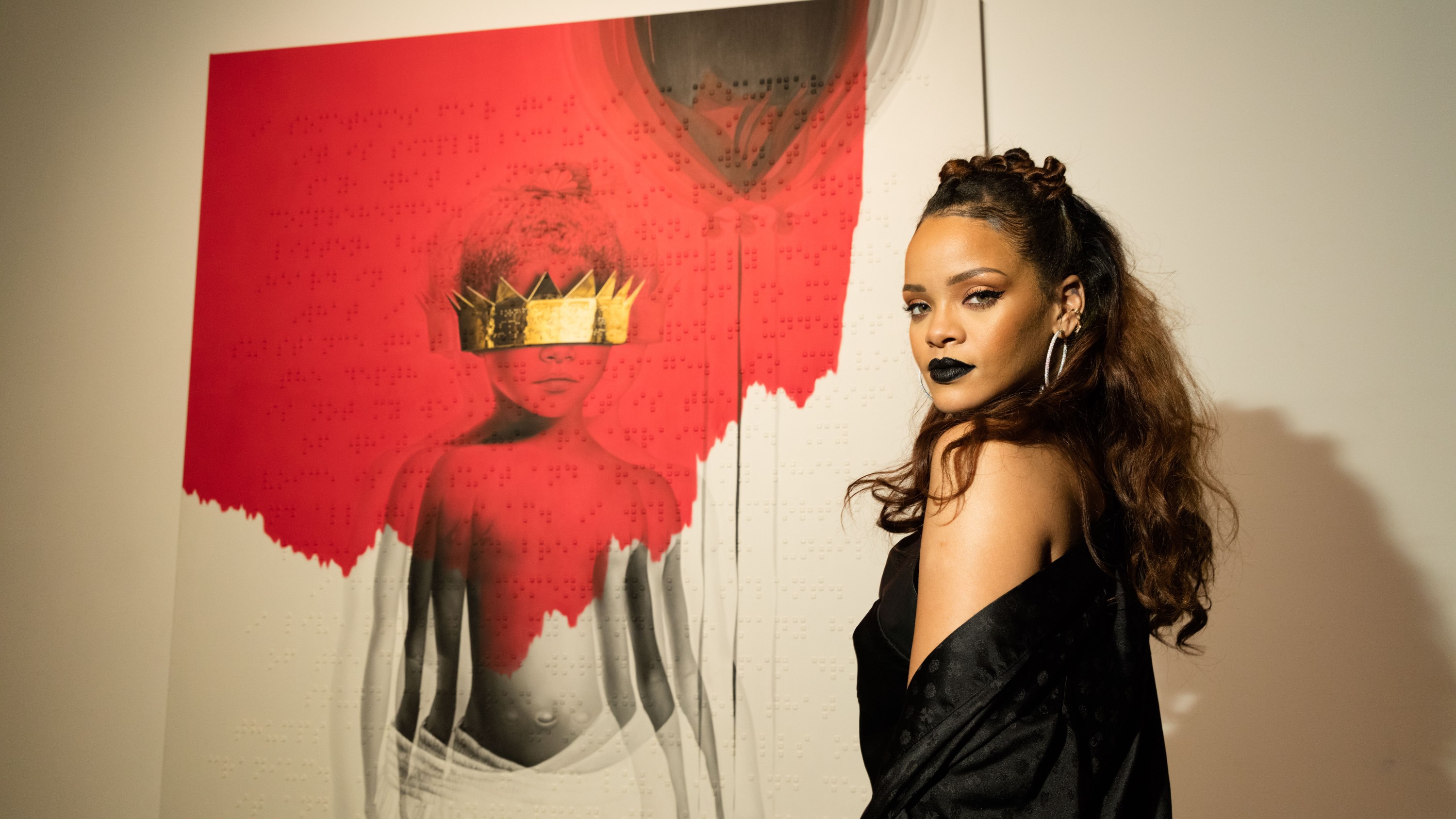 Rihanna Reveals New Album Cover Art and Title, 'Anti'