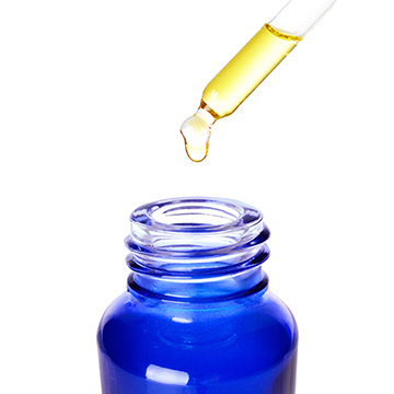 Glossier's Milky Jelly Cleanser Is Worth a Shot This Winter