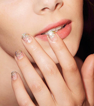 How to Fix Chipped Nail Polish - Daily Makeover