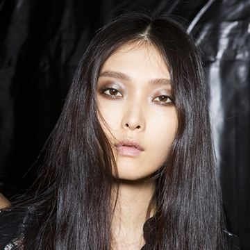 Should You Be Adding Hair Gloss to Your Hair Washing Routine?