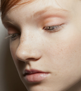 Breaking Hair News! Khloe Kardashian Goes Blonde