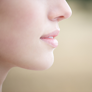 The Best Blurring Products to Hide Wrinkles and Shrink Pores