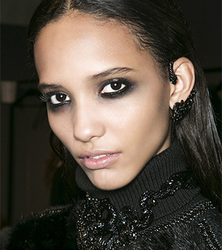 3 Signs It Might Be Time Break Up with Your Makeup