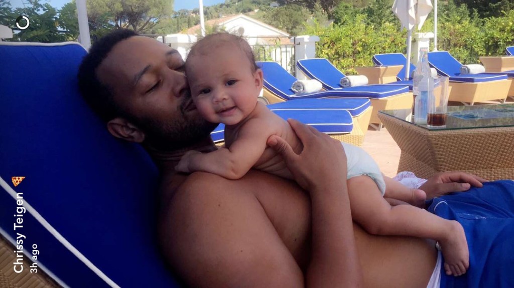 Snapchat/Chrissy Teigen