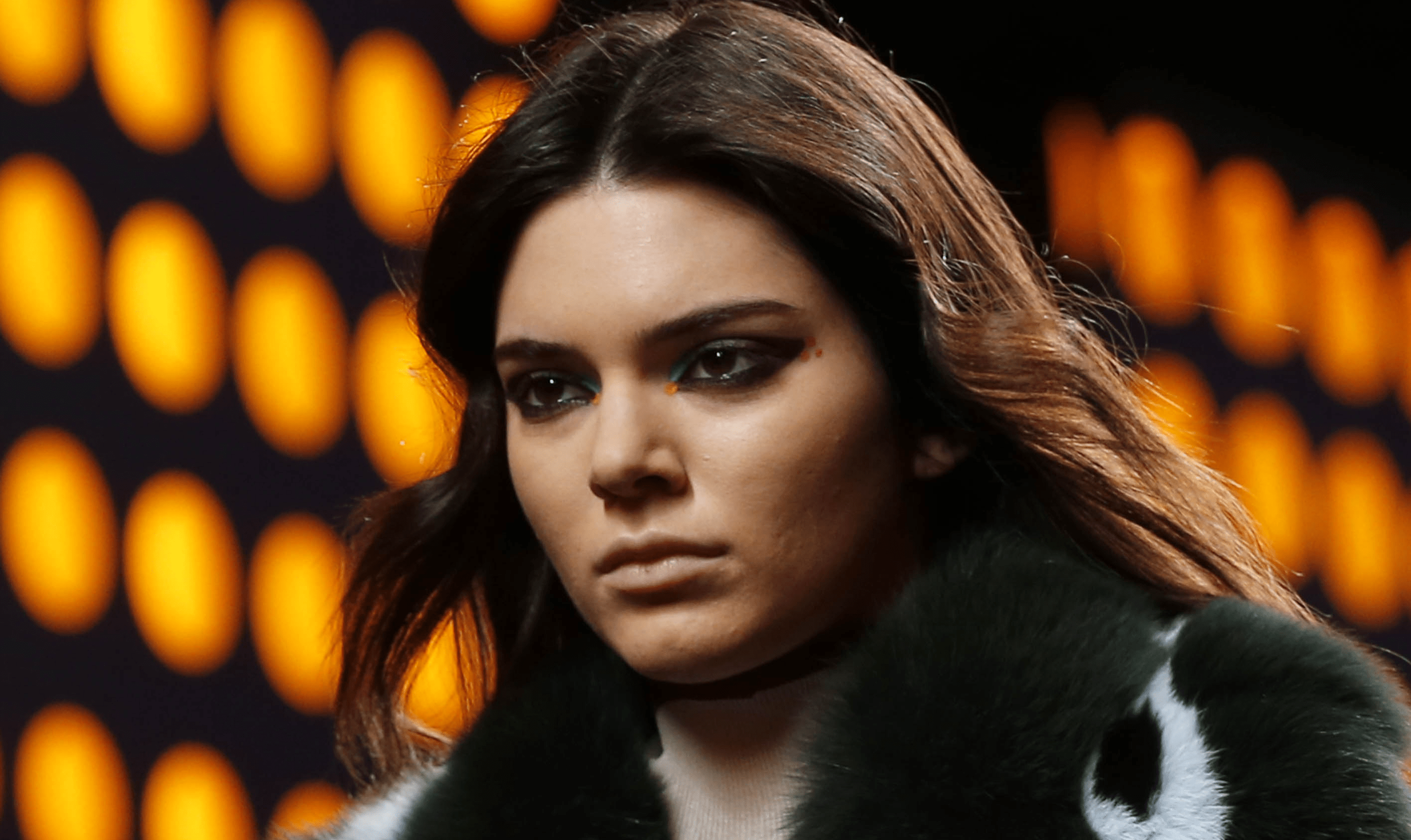 Kendall Jenner Burglarized—Was It an Inside Job?