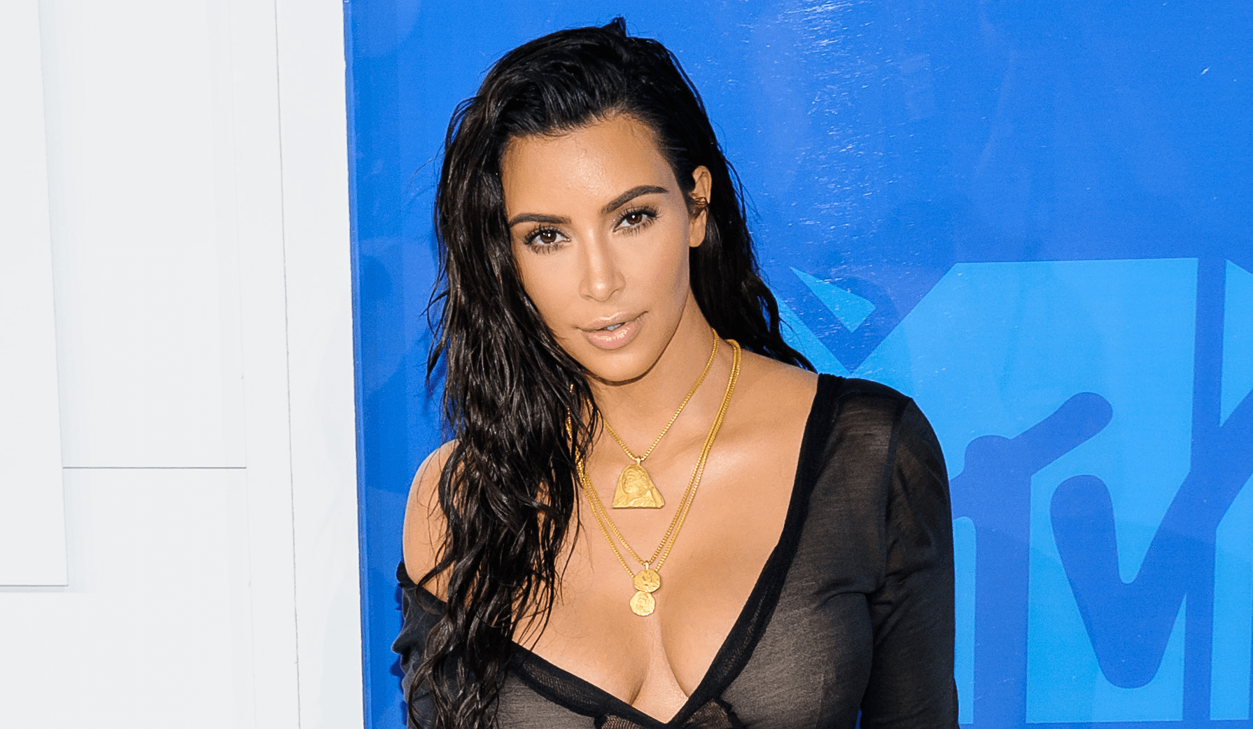New 'KUWTK' Promo: Kim Kardashian's Paris Robbery