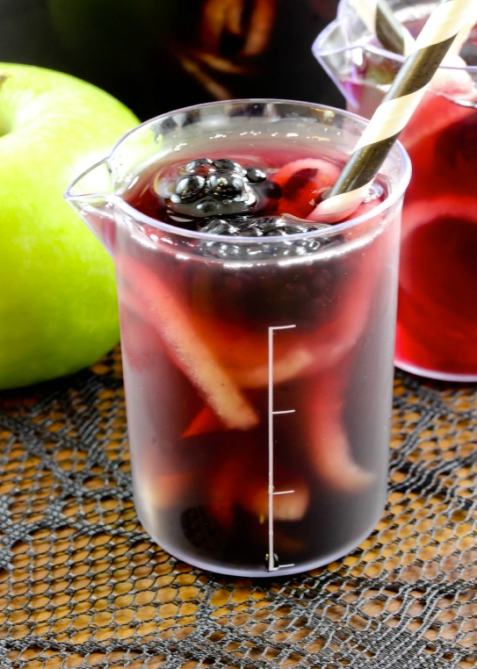 STYLECASTER | Halloween Cocktails