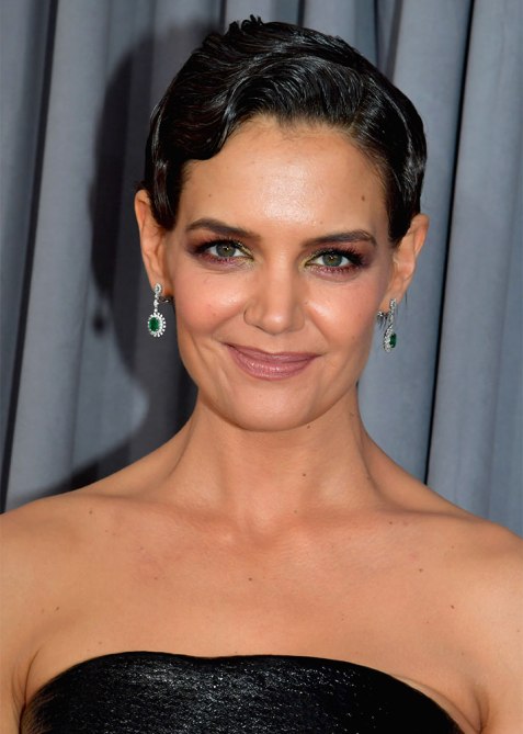 STYLECASTER | Beauty Looks at the 2018 Grammys | Katie Holmes