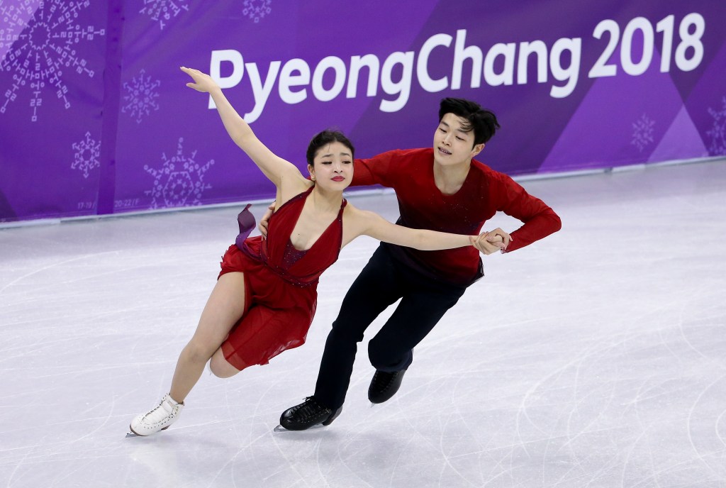 Maia Shibutani and Alex Shibutani