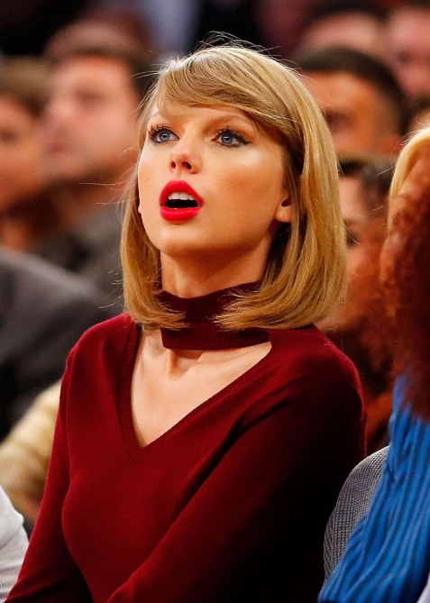 STYLECASTER | Celebrity Courtside Beauty Moments |