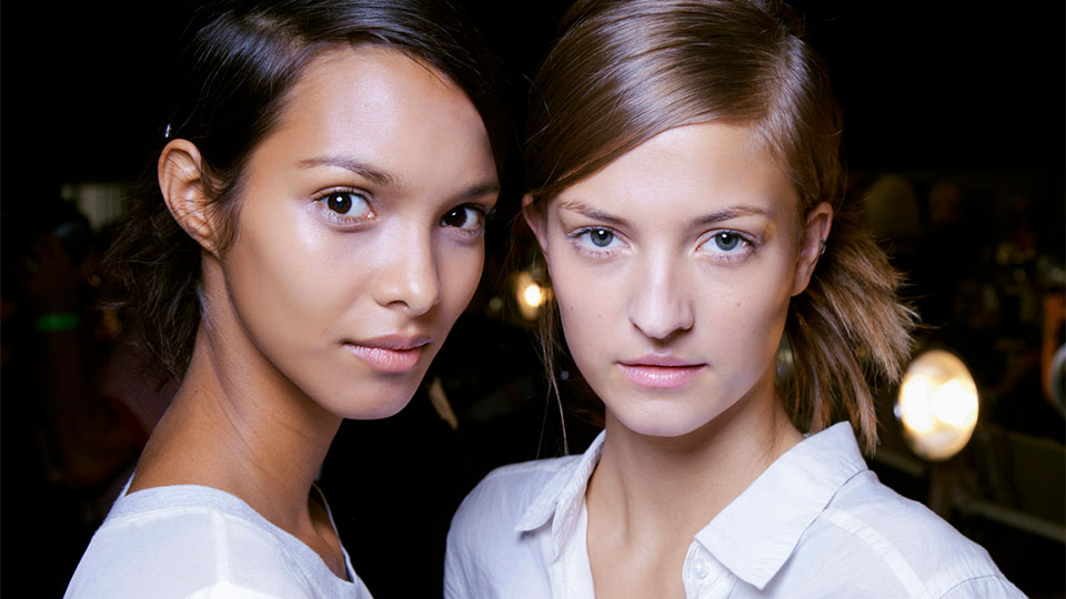STYLECASTER | The Difference Between Day and Night Moisturizers