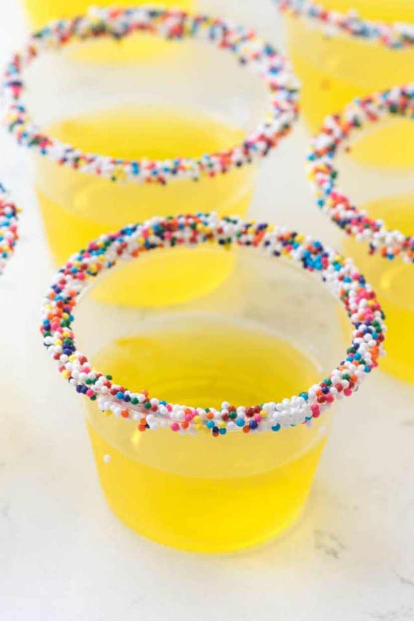 STYLECASTER | 17 Instagram-Worthy Jell-O Shot Recipes You Need for the 2019 Super Bowl