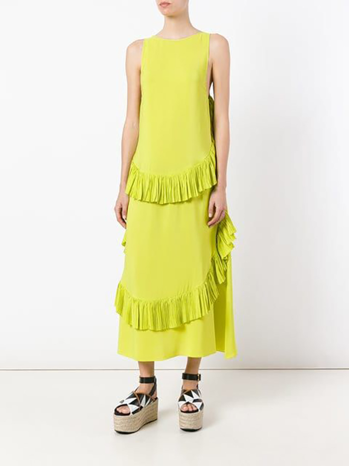 STYLECASTER | Your 2019 Fashion Forecast: Ruffles Are Back in a Big, Big Way