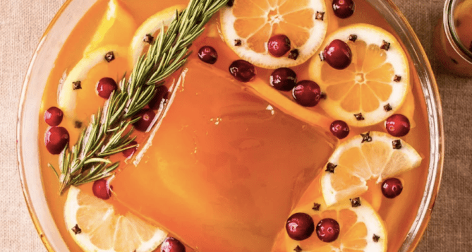 12 Big-Batch Cocktails That'll Get Everyone Drunk at Your Holiday Party: Earl Grey Gin Punch