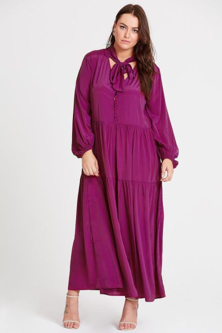STYLECASTER | Plus-Size Winter Maxi Dress to Shop