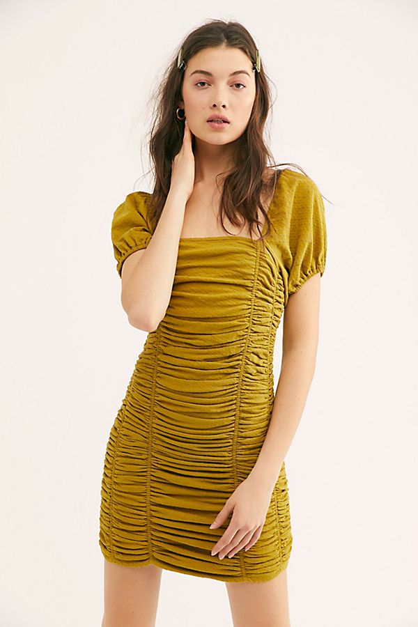 STYLECASTER | Ruching is One 80s Trend That’s Actually Flattering; Here’s How to Wear it in 2019