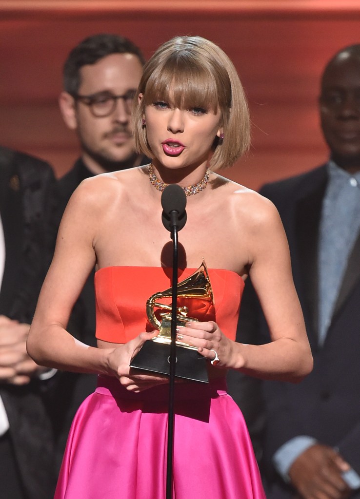 STYLECASTER | Taylor Swift 2016 Grammys