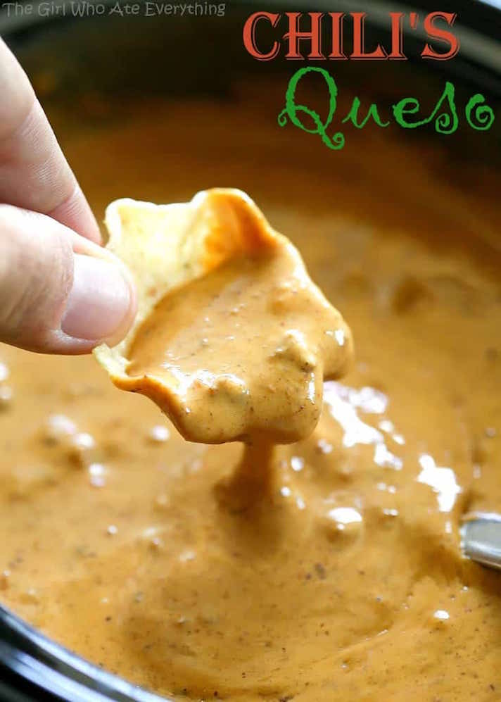 STYLECASTER | 17 Stoner Snacks You Can Actually Whip Up in the Slow-Cooker | Copycat Chili's Queso