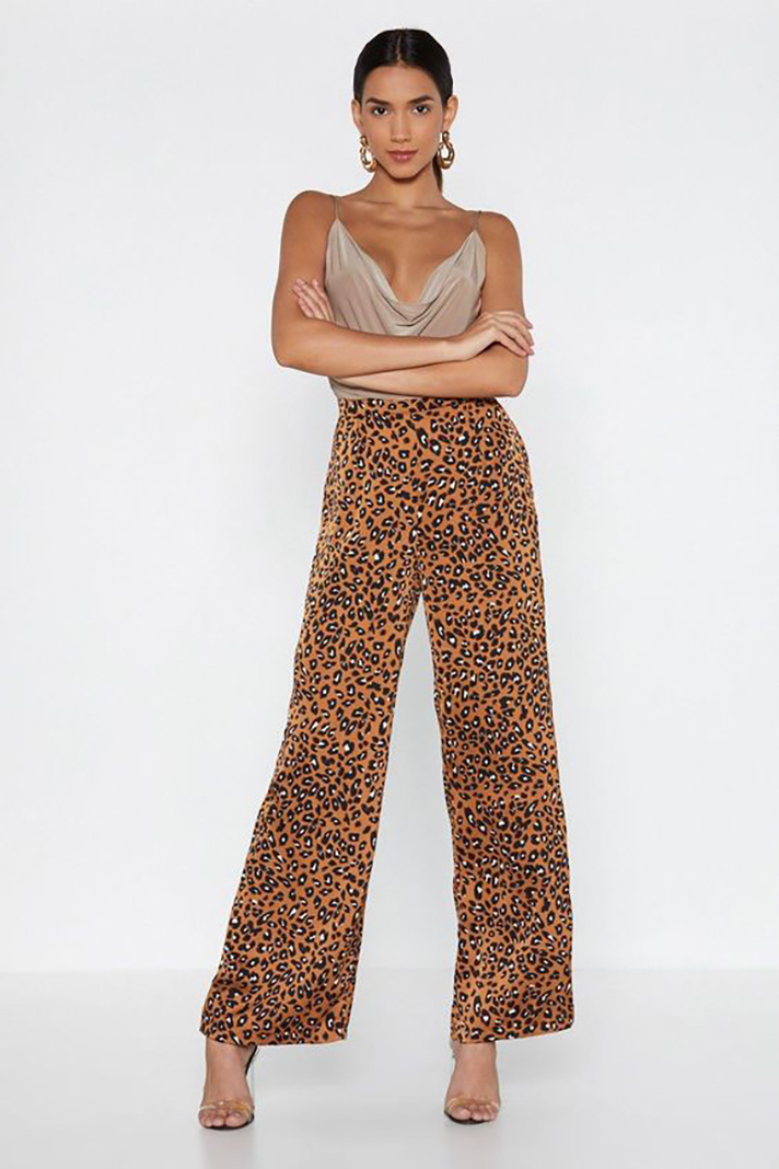 STYLECASTER | There Are So Many Sweet Deals on Spring Pants Right Now