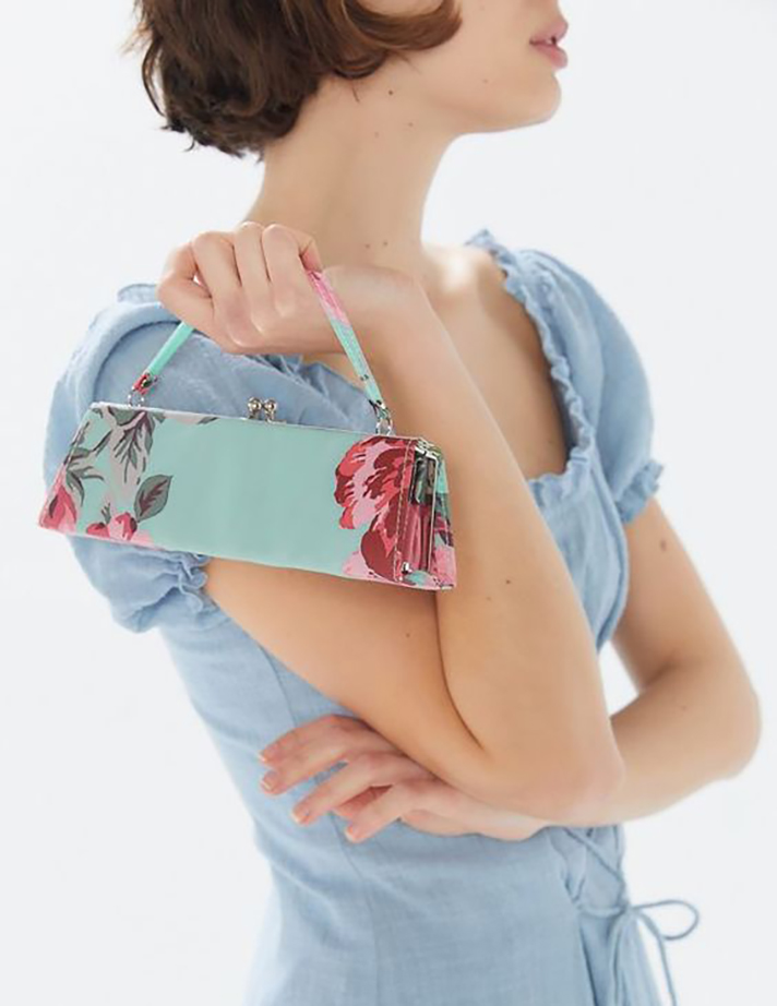STYLECASTER | Summer Bags So Cute You'll Actually Enjoying Holding Them All Day