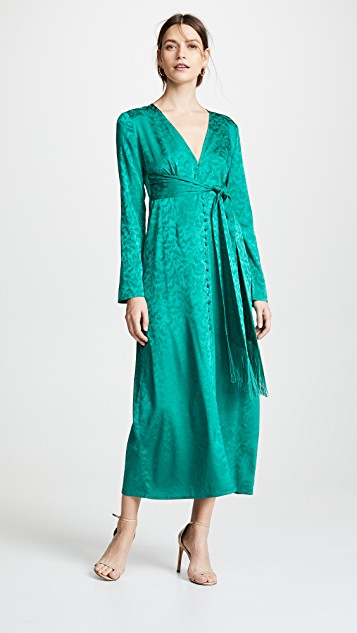 Foolproof Wedding Guest Dresses to Wear When the Dress Code Is Frustratingly Ambiguous | STYLECASTER