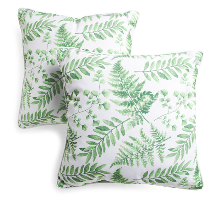 STYLECASTER | Outdoor Decor Ideas For Throwing the Ultimate Backyard Bash