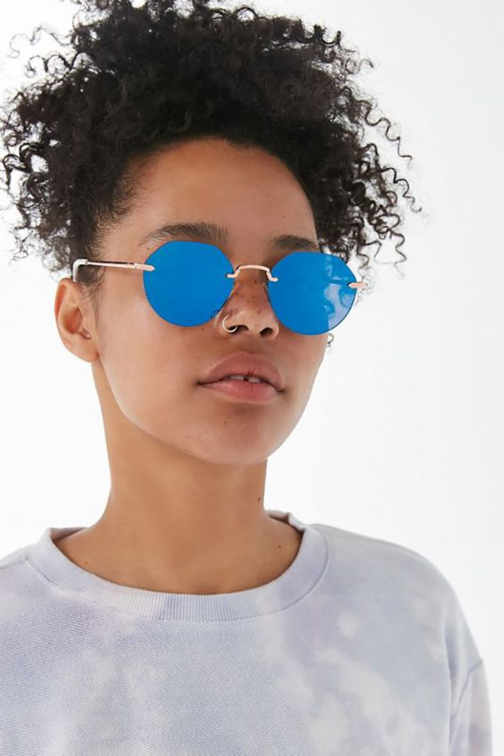 STYLECASTER | Red, White and Blue Accessories Worth Adding to Your Fourth of July Rotation