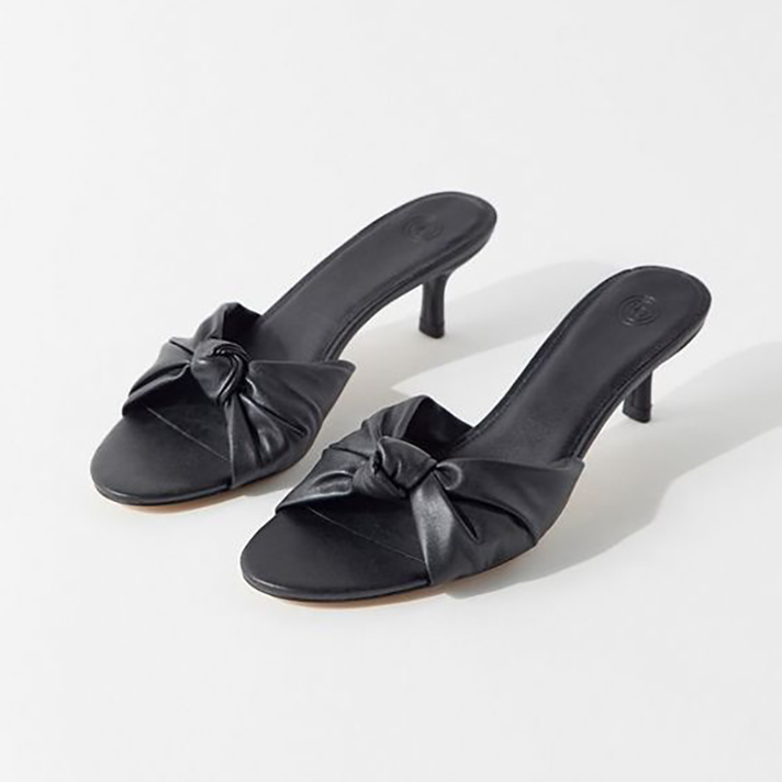 STYLECASTER | Minimalist Summer Heels Sure to Play Well with Your Entire Wardrobe