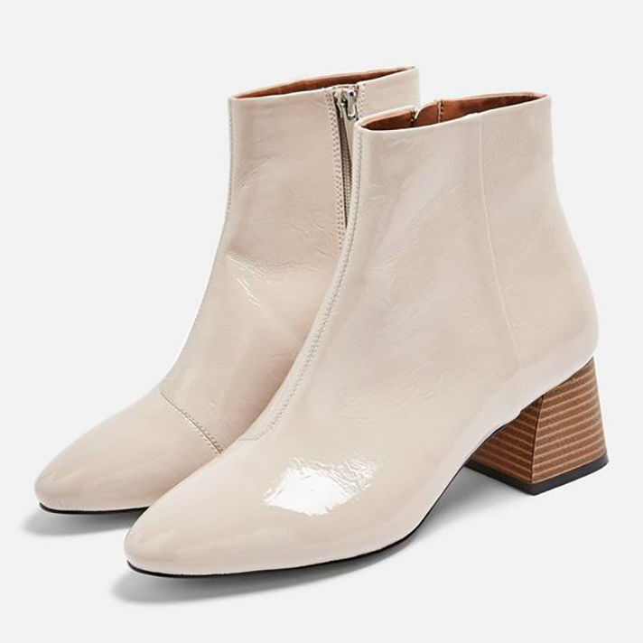 STYLECASTER | Minimalist Summer Heels Sure to Play Well with Your Entire Wardrobe