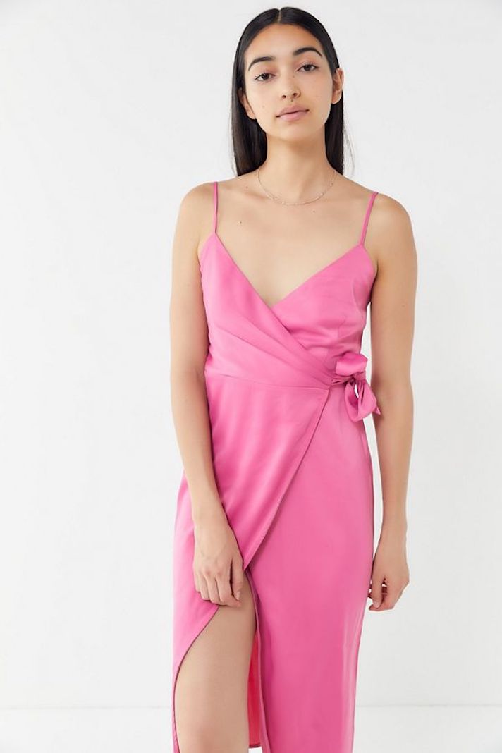 STYLECASTER | 27 Items Under $50 You Can Score at Urban Outfitters’ Pre-Memorial Day Sale