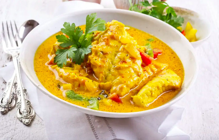 STYLECASTER | 17 Slow-Cooker Seafood Recipes for When You're Sick of Chili | Moqueca Brazilian Fish Stew