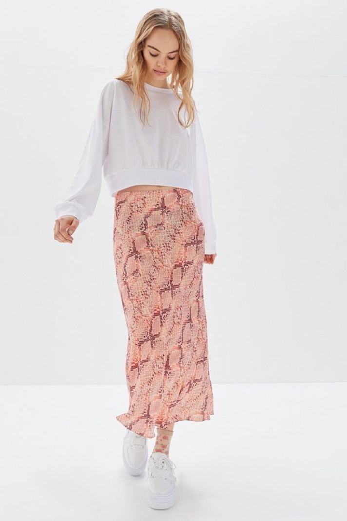 STYLECASTER | Almost All of Urban Outfitters' Sale Section Is Under $20 Right Now