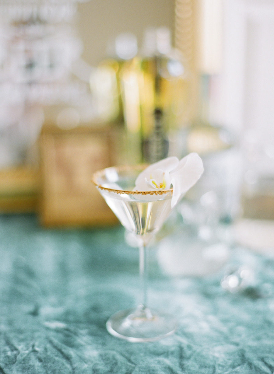STYLECASTER | 16 Elderflower Liqueur Cocktails to Take Your Summer From Boring to Boozy