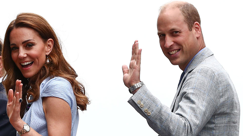 Kate-william-wave