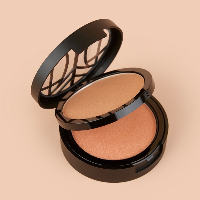 lip-bar-fresh-glow-travel-bug-nude