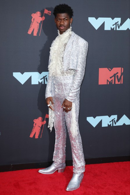 STYLECASTER | Here Are the Best Dressed Celebrities From the 2019 VMAs Red Carpet