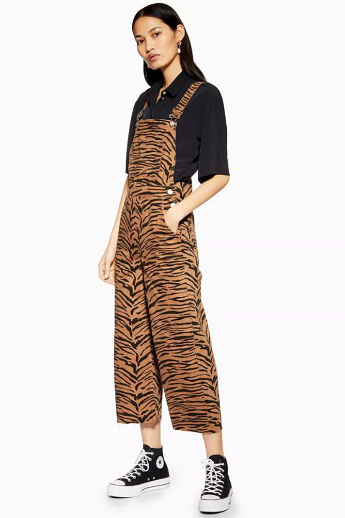 STYLECASTER | Long Denim Overalls Are a Romantic Addition to Any Fall Wardrobe