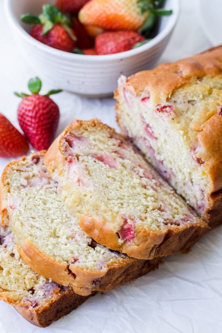 STYLECASTER | 17 Easy Quick Breads That You Really Can't Mess Up | Fresh Strawberry Bread