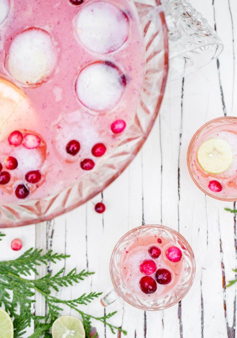 STYLECASTER | holiday big batch cocktails | cranberry paloma punch