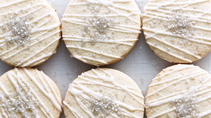 STYLECASTER | Glitter-Filled Recipes for New Year's Eve | Lemony Slice and Bakes