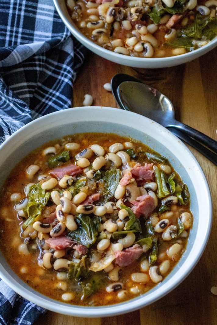 STYLECASTER | New Year's Eve Recipes You Can Make in a Slow-Cooker | Black-Eyed Peas and Collard Greens Soup