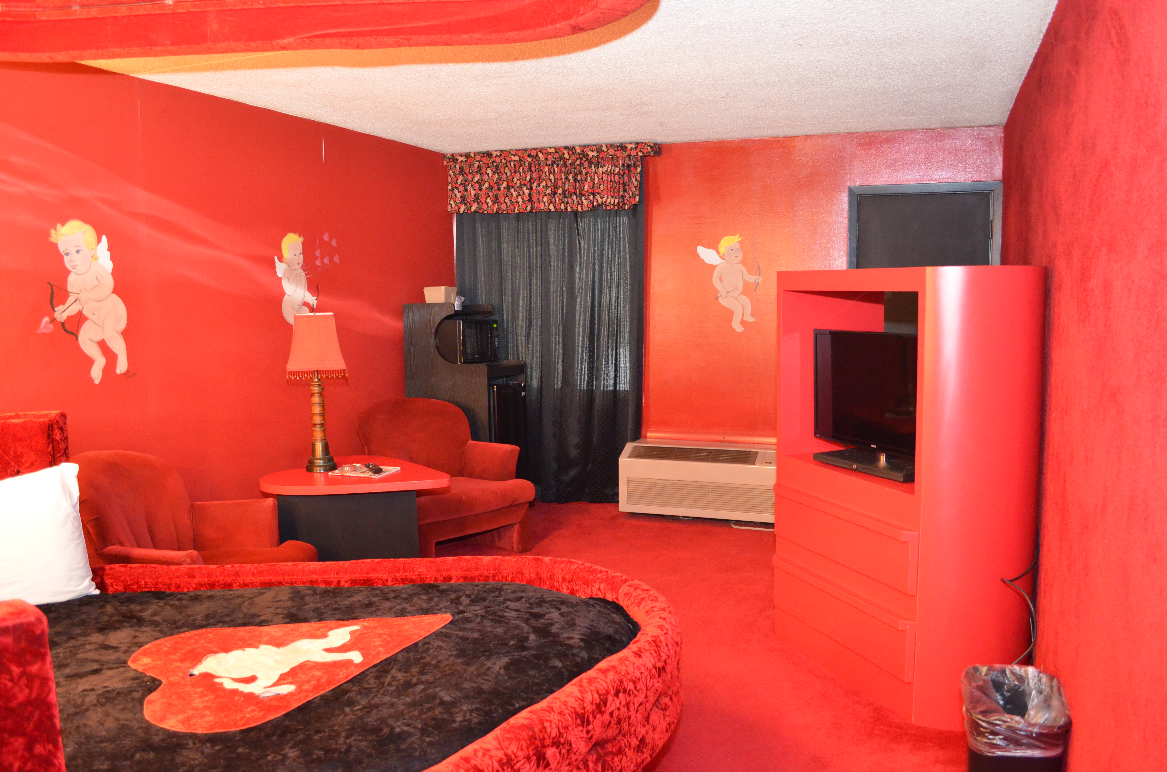 Greenwood-Fantasy-Suites-Cupids-Corner